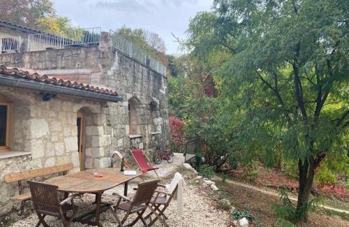 L'Isle-Bouzon Casa | Grand Gîte Les Cabanes de Fallot pour 19 personnes - piscine naturelle