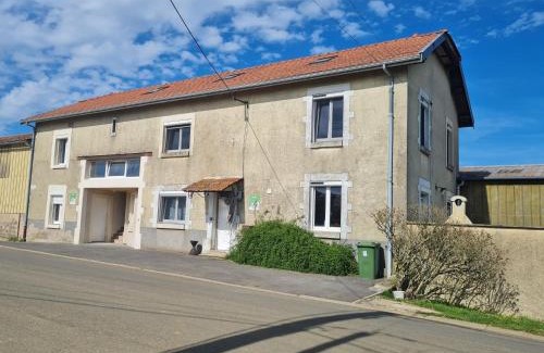 Lironville Casa | Grand gîte tout équipé à la ferme, idéal pour familles et amis, avec terrasse et proche de loisirs - FR-1-584-295