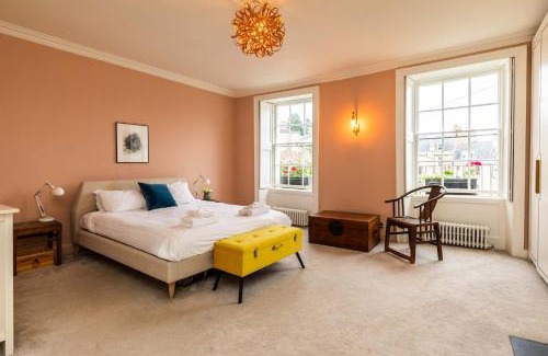 Bath Casa | Grand Georgian Townhouse with Garden