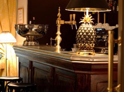 L'Isle-sur-la-Sorgue Hotel | Grand Hôtel Henri - Teritoria
