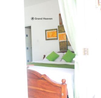 Yatinuwara Cama Y Desayuno | Grand Haven Luxury Villa