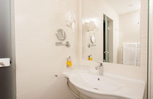 Bistrita Hotel | Grand Hotel Coroana