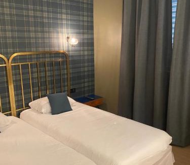 Centre Ville Hotel | Grand Hotel De La Poste - Lyon Sud - Vienne