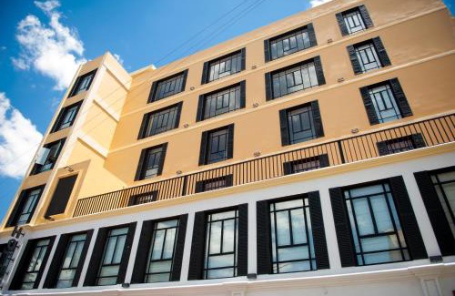 Andohalo Hotel | Grand Hotel Urban