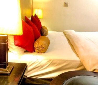 Lahore Hotel | Grand Inn Hotel Lahore