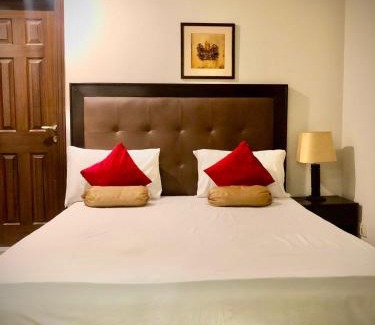 Lahore Hotel | Grand Inn Hotel Lahore