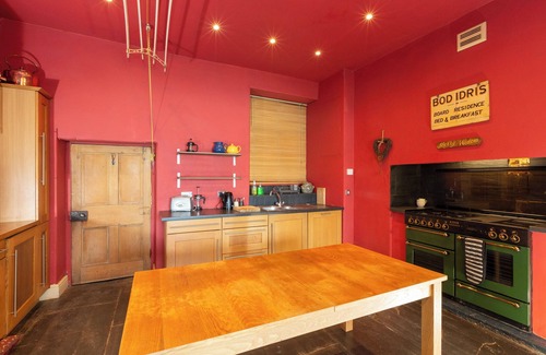 Barmouth Apartamento | Grand large apartment in Townhouse by the Sea. Superb Views. Brilliant Location