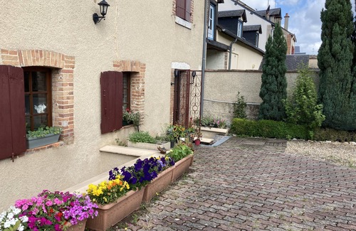 Aubigny-sur-Nere Apartamento | Grand Loft Studio Bien Équipé a 2 Minutes de Centre Ville