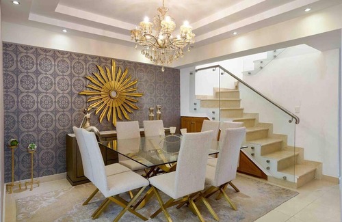 Renacimiento Apartamento | Grand Luxury Penthouse'Upscale+HotTub+Terrace+BBQ