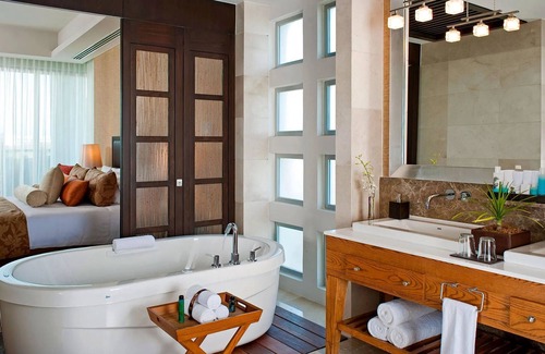 Puerto Vallarta Complejo | GRAND LUXXE 2 BR SUITE, AAA 5 DIAMOND GOLF & SPA