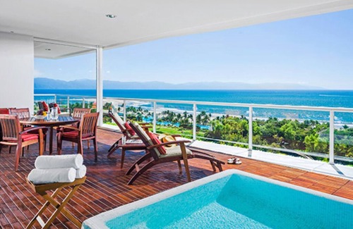Las Jarretaderas Villa | Grand Luxxe 2 Bdrm Villa. Sleeps 6 & 2 kids. Pool+Golf+Spa+Beach=Luxury Vacation