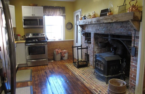 Granville Ferry Cama Y Desayuno | Grand Oak Manor Bed & Breakfast