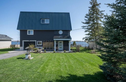 Greater Napanee Casa | Grand Oasis Napanee