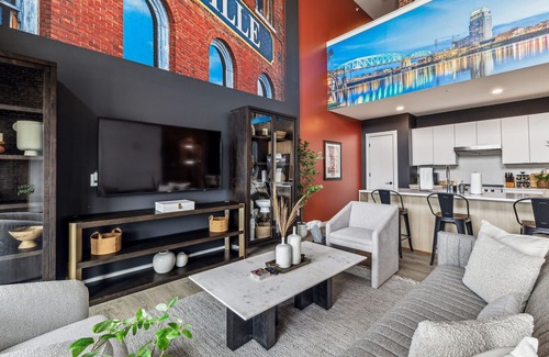 Downtown Nashville Condominio | Grand Ole Nashville Downtown- Walk to Broadway with Pool, Gym, Parking