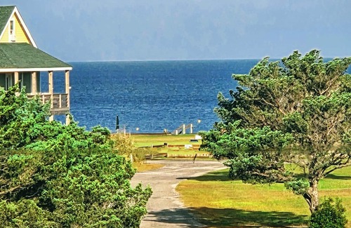 Farrow Shores Casa | GRAND OPENING DISCOUNTED RATES through April! PETS stay FREE!