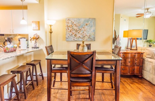 Panama City Beach Hotel | GRAN PANAMÁ, 2BR / 2BA, SLP 8, SM AMIGABLE CON LAS MASCOTAS, PROPIETARIO EN EL SITIO, INCLUYE. CLN / WIFI!