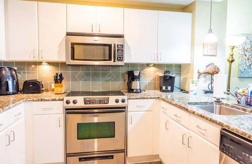Panama City Beach Hotel | GRAN PANAMÁ, 2BR / 2BA, SLP 8, SM AMIGABLE CON LAS MASCOTAS, PROPIETARIO EN EL SITIO, INCLUYE. CLN / WIFI!