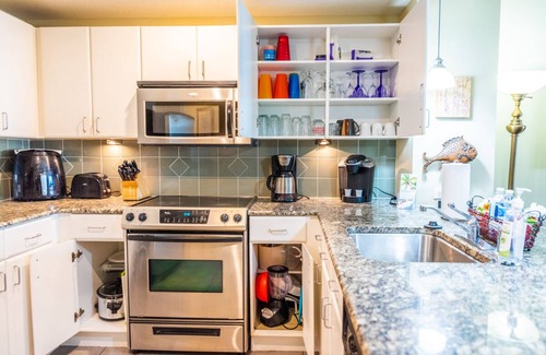 Panama City Beach Hotel | GRAN PANAMÁ, 2BR / 2BA, SLP 8, SM AMIGABLE CON LAS MASCOTAS, PROPIETARIO EN EL SITIO, INCLUYE. CLN / WIFI!
