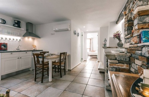 Naxos Apartamento | Grand Premium Apartment in Naxos Centre!
