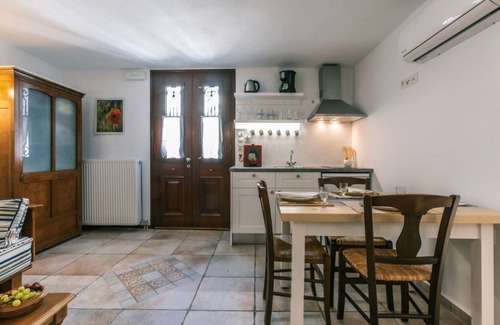 Naxos Apartamento | Grand Premium Apartment in Naxos Centre!