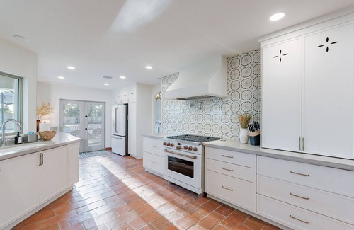 Raskin Estates Casa | Stunning Pueblo Estate: Main House + Casita for 16