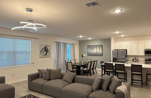 Kissimmee Complejo | Grand Resort Home in Resort with Pool
