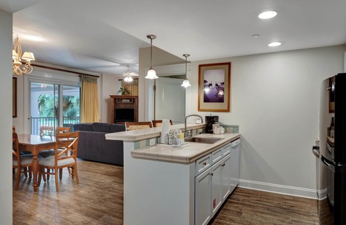 Villa Lago Condominio | Grand Retreat: Spacious 2BR | 2BA Complex with Fully Equipped Kitchen at Sandestin Golf and Beach Resort!