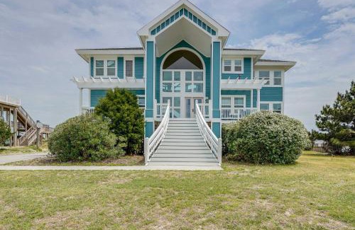 Ocean Hill Casa | Grand Seaside Escape with Direct Beach Access!