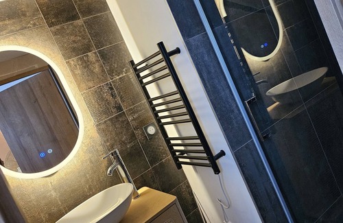 La Dagueniere Apartamento | Grand Studio à la Daguenière , 10km D'angers, Terra Botanica et Autres .