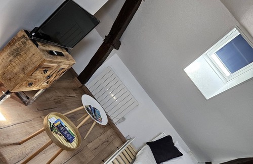 La Dagueniere Apartamento | Grand Studio à la Daguenière , 10km D'angers, Terra Botanica et Autres .