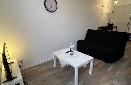 Bourgogne Apartamento | Grand Studio au Calme Proche Cathédrale-parking Possible