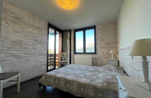 Pra Loup Apartamento | Grand T4 rénové, 90m², Pra Loup 1600, 8 pers, près des pistes, balcon et box à skis - FR-1-165A-76