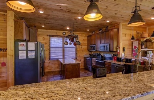 Pigeon Forge Cabina | Grand View Lodge, free tickets, no catch!