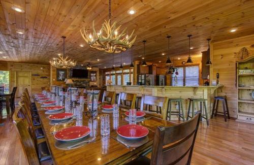 Pigeon Forge Casa | Grand View Lodge, free tickets, no catch!