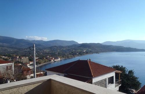 Mithimna Casa | Grand View Rhea