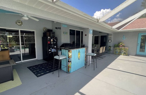 Trafalgar Casa | Grand Villa Gateway