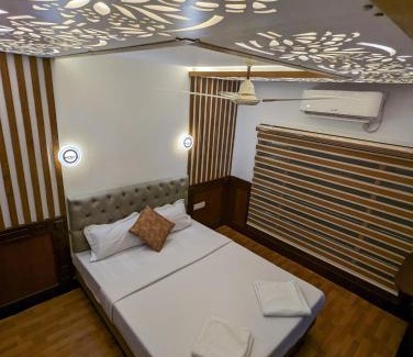 Kumarakom Alquiler De Eote | Grand Villa Houseboat