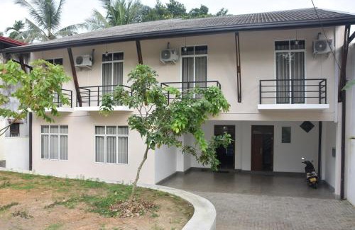Homagama Casa | Grand White Hotel