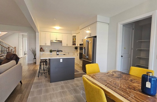 Woodstock Casa | Grand Woodstock Luxe House ~ 4BR