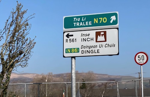 Boolteens Cabaña | Grandad's Cottage with fantastic views of the Kerry mountains!