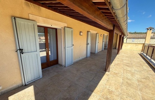 Greoux-les-Bains Casa | Grande Bâtisse au Cœur de Greoux les Bains