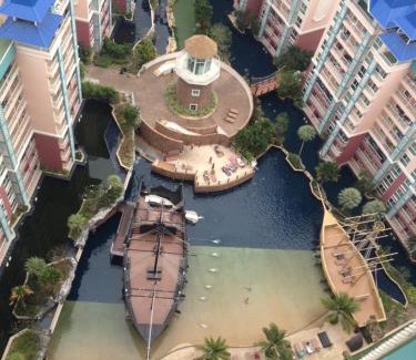 Jomtien Apartamento | Grande Caribbean Resort 17th floor by Bell-Turner