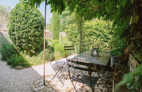 Mirabel-aux-Baronnies Casa | Grande Maison de Village Avec Piscine