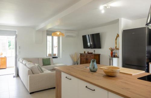 Sandillon Casa | Grande Maison 5 chambres proche Orléans
