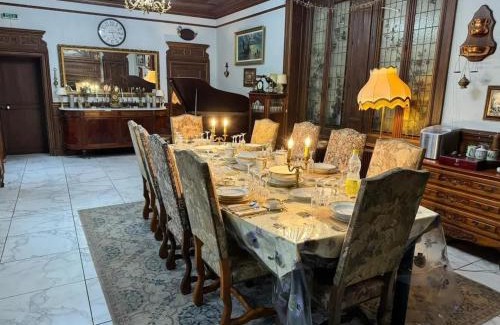 Garchizy Casa | Grande maison avec piscine privée à Garchizy sur 650 m²