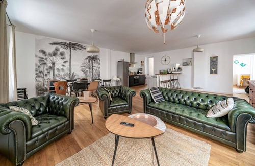 Cœur de Ville Casa | Casa de diseño grande, centro de la ciudad, terraza