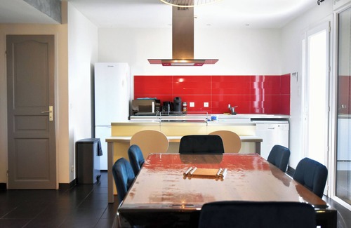 Sauzet Casa | Grande Maison Familiale - Calme Absolu - Espaces Prives - Piscine - Spa