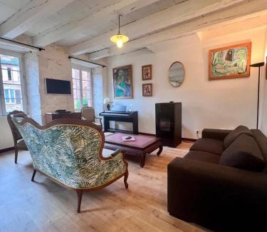 Meyssac Casa | Grande Maison pour 8 personnes - Bourg de Meyssac