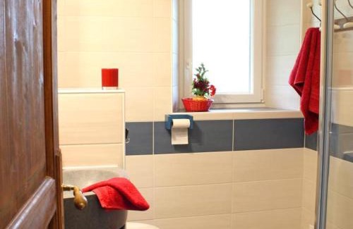 Trezelles Casa | Grande maison rénovée avec jardin clos, idéale pour familles et amis, équipements variés, animaux acceptés - FR-1-489-50