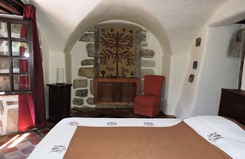Pourcheres Cama Y Desayuno | Grande suite pour 2 à 4 personnes.